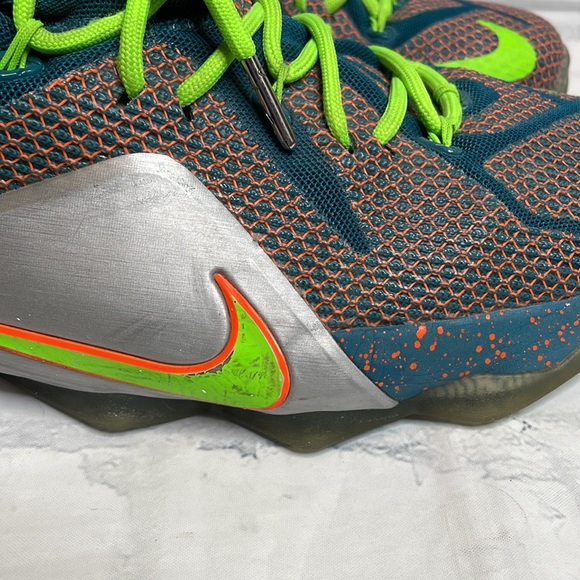 LeBron 12 GS Trillion Dollar Man10.5 - Picture 2 of 16